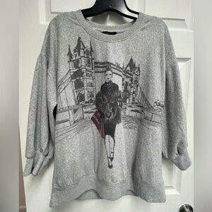 Love + Lace Grey Crewneck Sweater with Fashion/Travel Illustration sz L